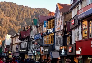 The Mall Road, Shimla.jpg
